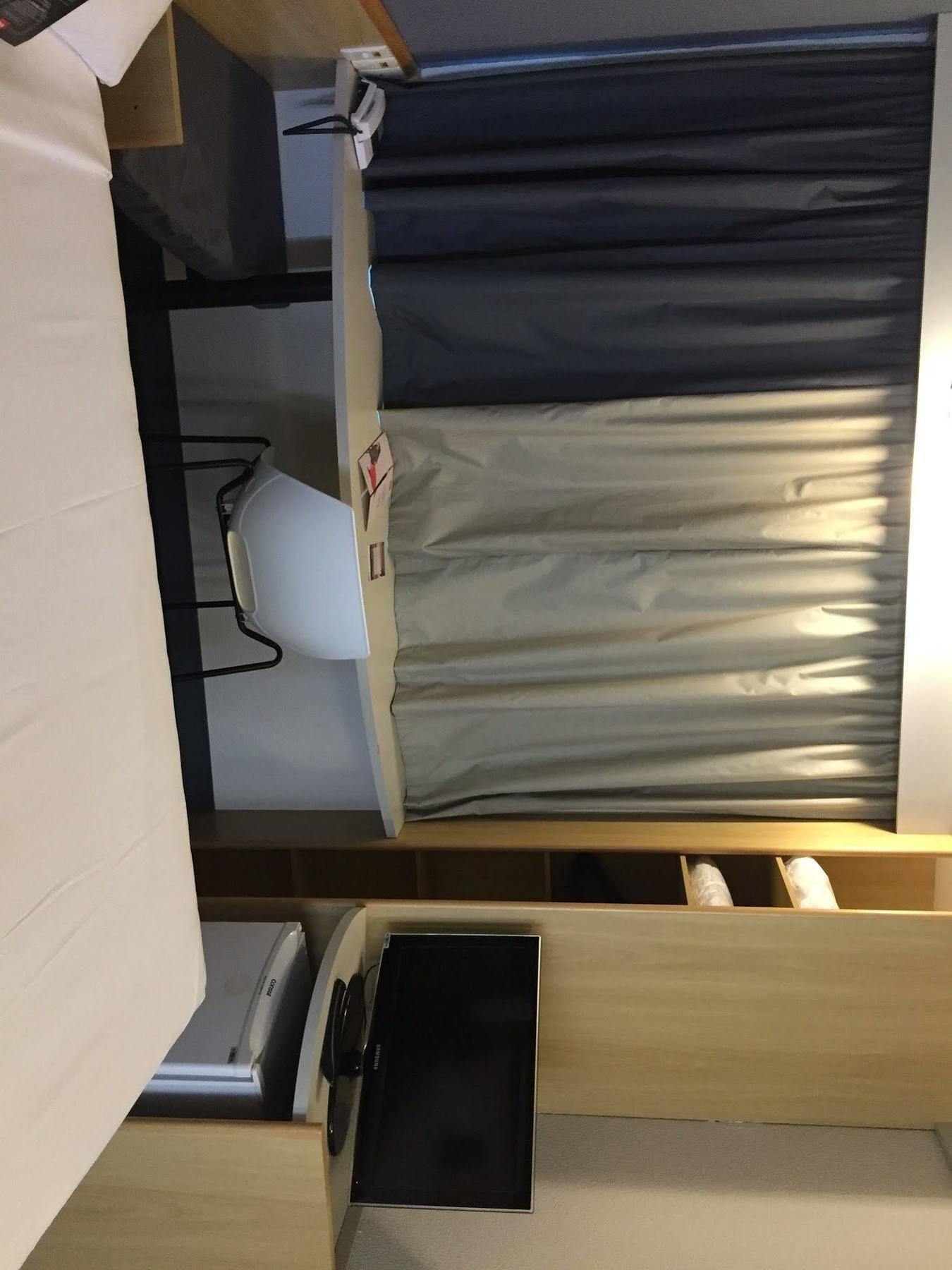 Отель Ibis Vitoria Aeroporto Экстерьер фото